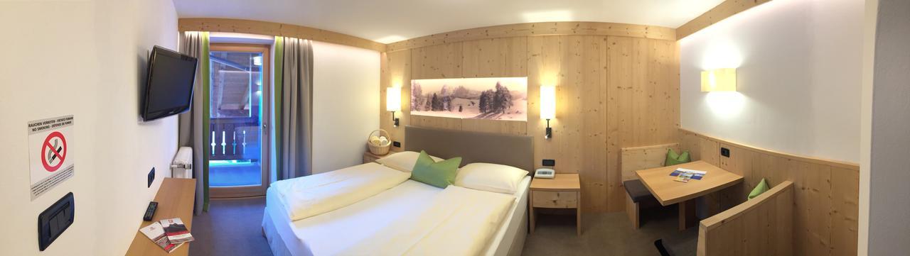 Hotel Talblick Ortisei Bagian luar foto