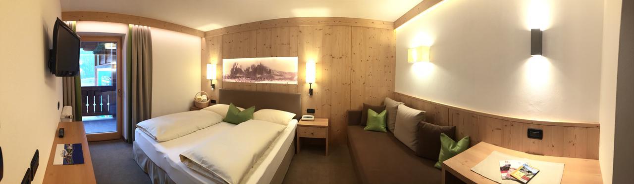 Hotel Talblick Ortisei Bagian luar foto